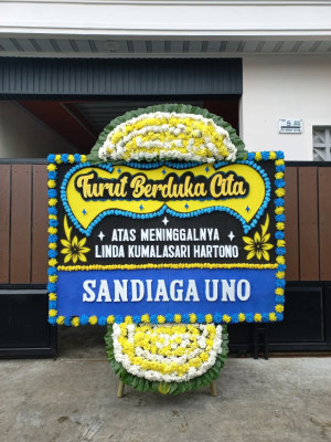 Papan Bunga Duka di Waiheru